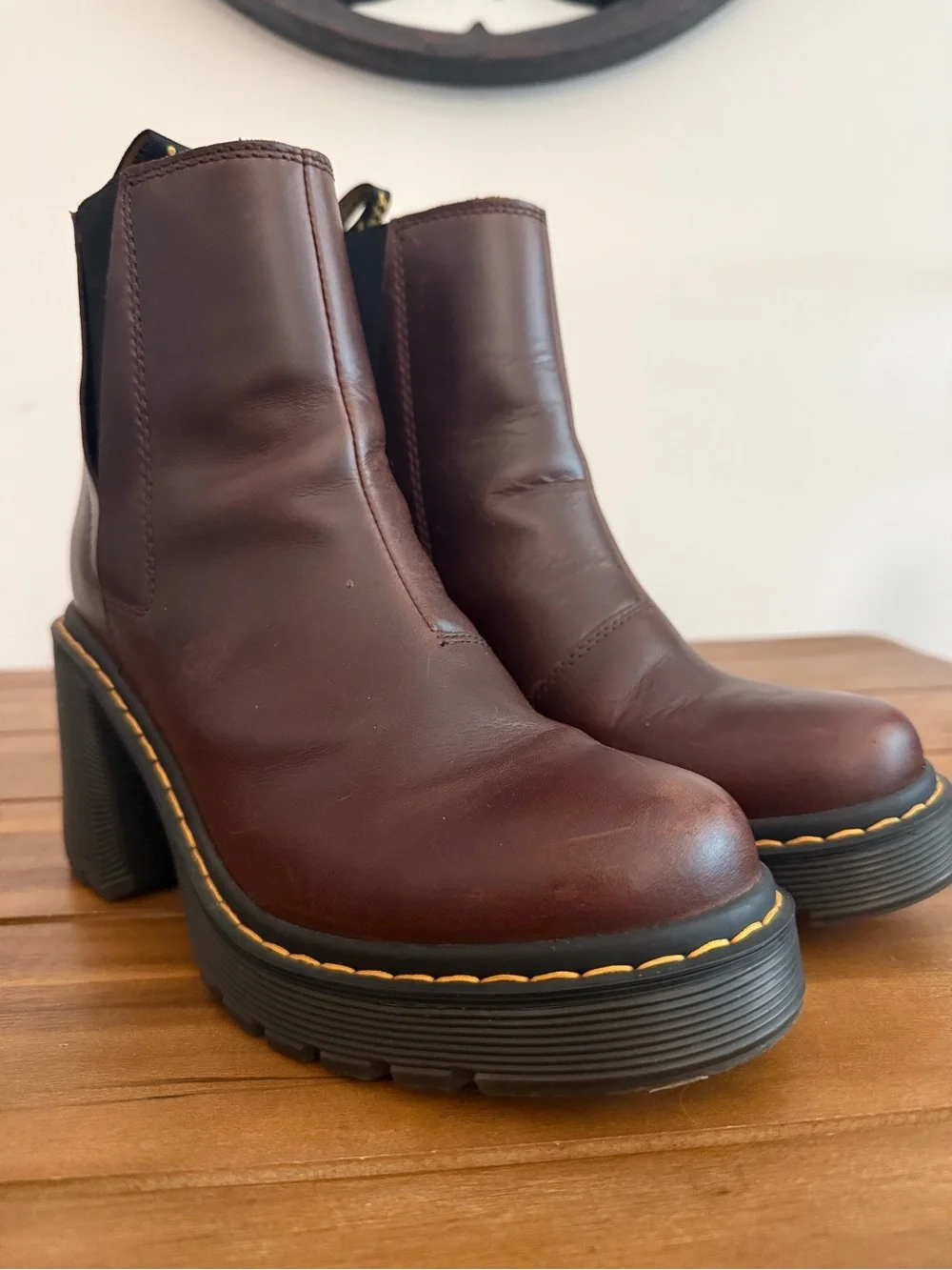 Doc Marten Chunky Platform Spence Chelsea Boot - Brown Leather - Picture 2 of 6